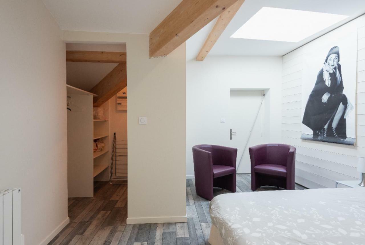 Grand Duplex Au Calme En Centre-Ville Виллефранче-Сур-Салне Экстерьер фото